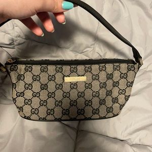 Gucci shoulder bag